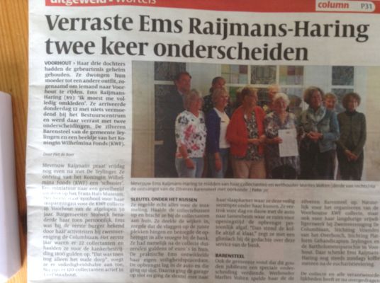 Zilveren Barensteel en beeldje voor Ems Raijmans